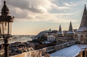2017-04-05 17_35_14-Views_from_Fisherman's_Bastion_toward_south._-_Budapest,_Hungary._-_62_365²_Obse