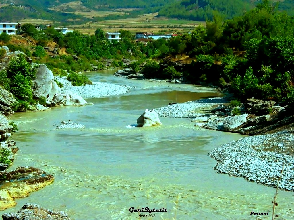 Ne mund t’i bëjmë pushimet edhe në Përmet