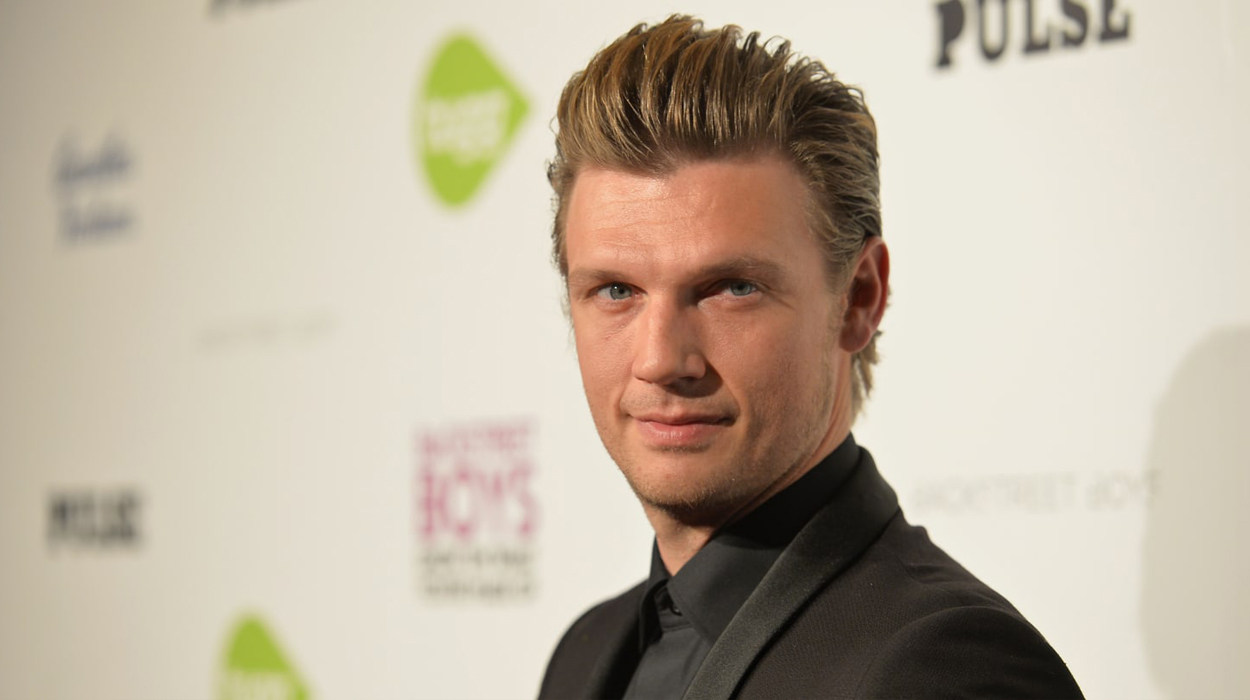 Nick Carter i Backstreet Boys akuzohet për përdhunim