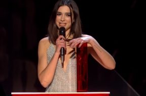 2018-02-22 09_55_09-Brit awards 2018_ Dua Lipa's speech after winning award for British female solo