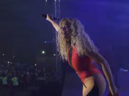 2018-02-28 15_04_26-RITA ORA _ Kosovo 10 Year Independence Day Show - Video Diary - YouTube