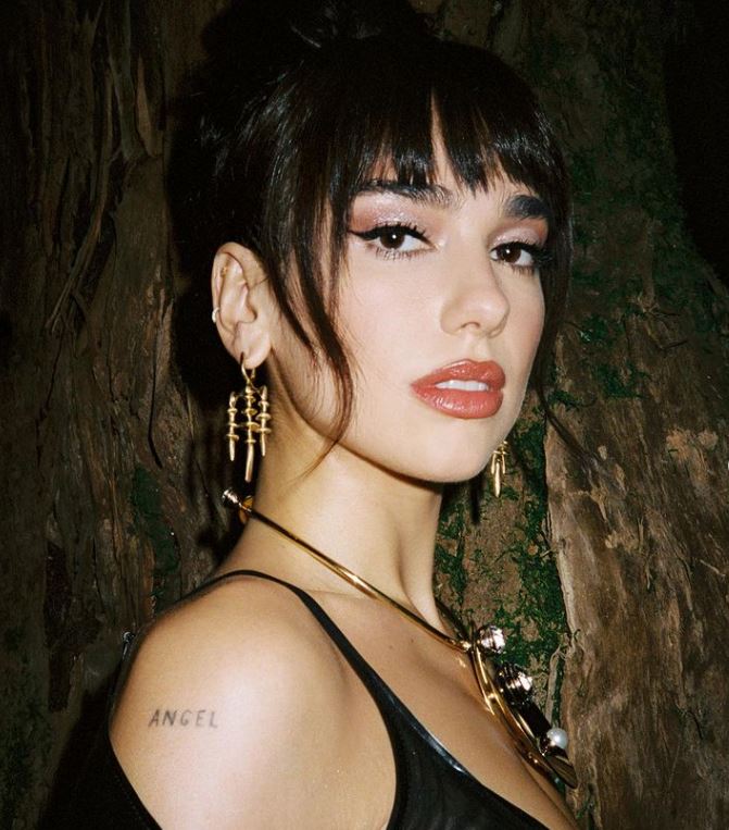 Dua Lipa zbulon arsyen e vështirë që e bëri të hiqte dorë nga duhani