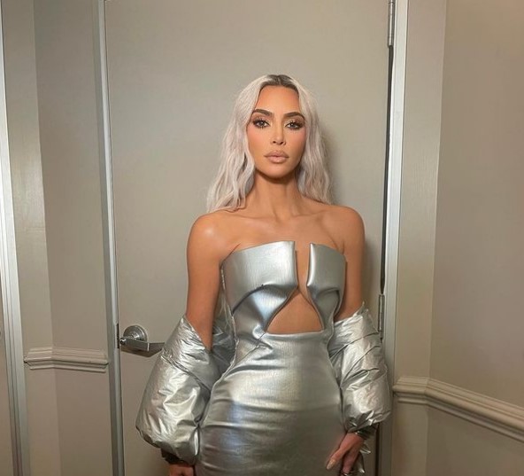 Pas gabimit të tij, Kim Kardashian mund ti marrë kujdestarinë e fëmijëve ish bashkëshortit