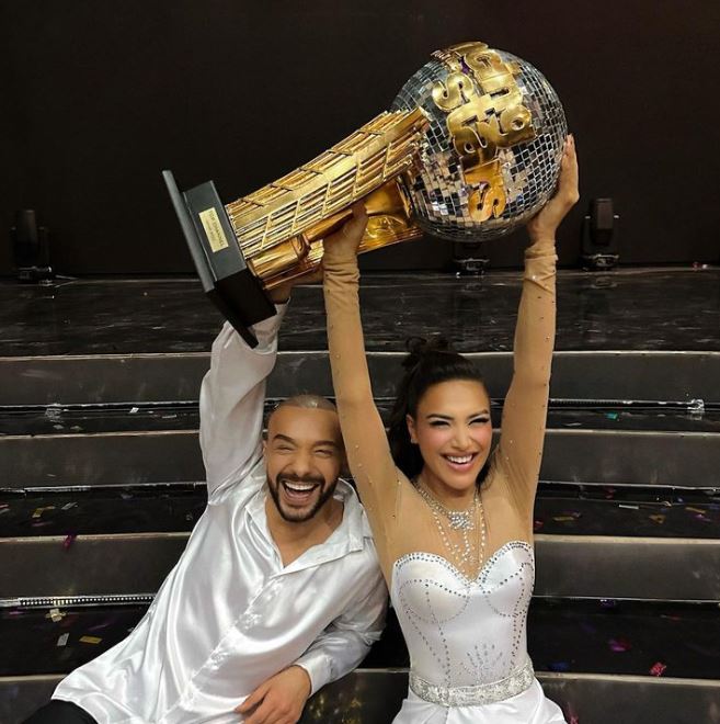 Të gjithë dyshojnë se triumfi i “DWTS” është meritë e Ledrit, Sara ironizon me videon gazmore