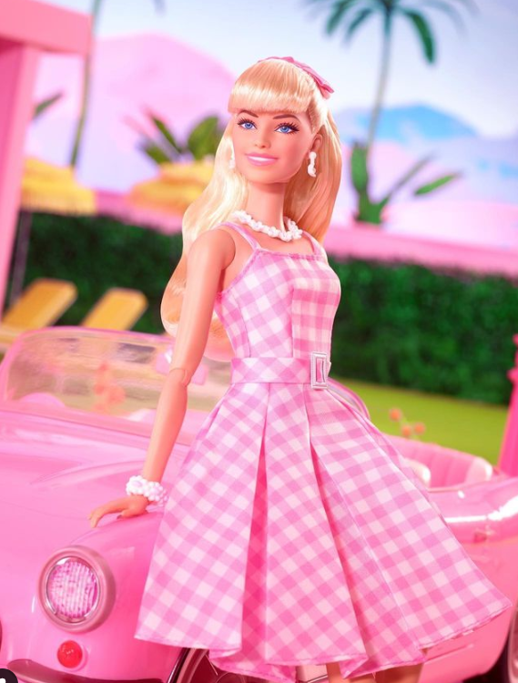 Filmi “Barbie” bëri që të blejnë kukulla edhe të rriturit