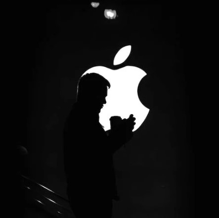 Apple së shpejti prezanton unazën inteligjente