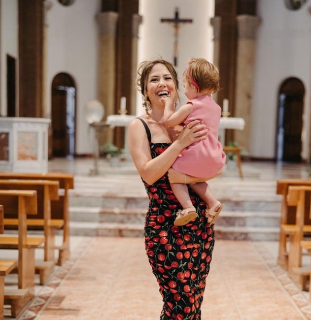 Brenda 1 vjetorit të Zoit, Arbana Osmani i bën urimin e veçantë