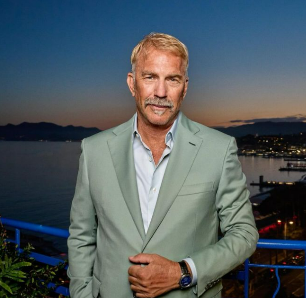 Kevin Costner thyen heshtjen për divorcin ‘të vështirë’ nga Christine Baumgartner