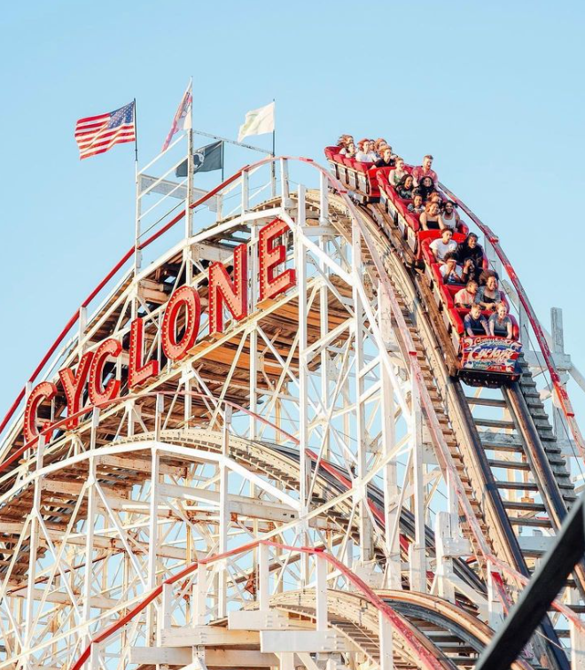 Coney Island Cyclone më e famshme në mbarë botën, ja pesë fakte që e bën atë vendin më të preferuar