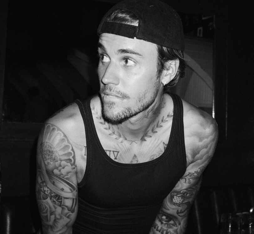 Justin Bieber po përballet me sfida emocionale pas arrestimit të Diddy