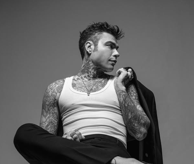 Pretendimet tronditëse të Fabrizio Corona, kush është Angelica Montini që tronditi jetën e Fedez