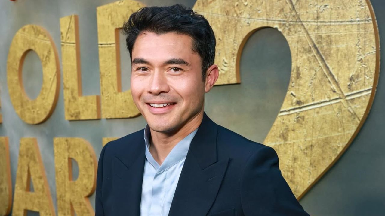 Henry Golding thotë se të luash rolin e James Bond është ‘makthi për çdo aktor’