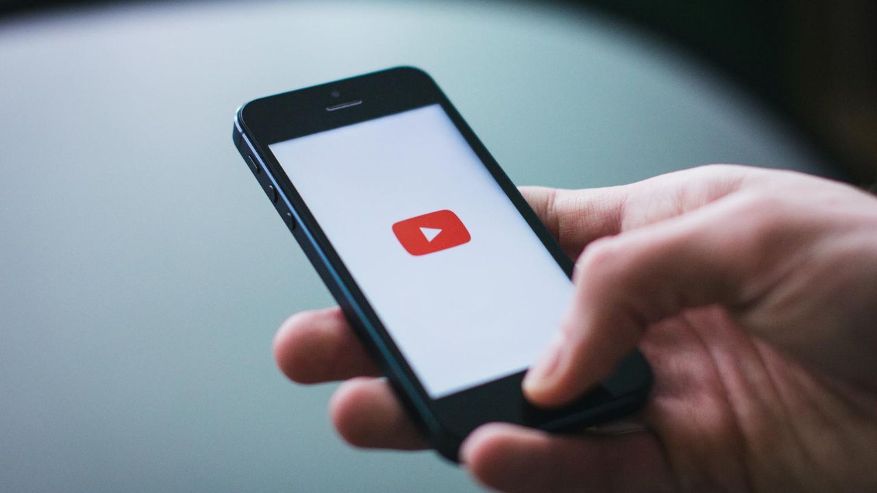 Rregullat e reja të monetizimit në YouTube: Ja çfarë ndryshon