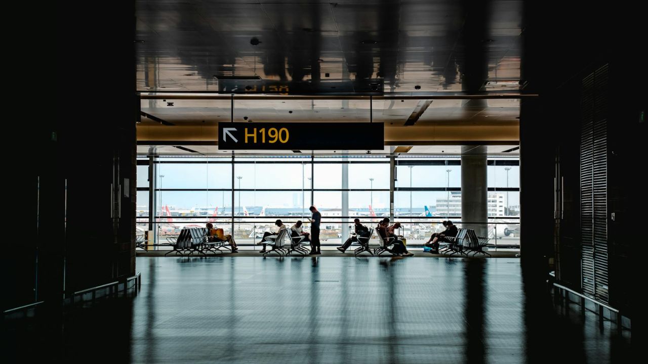 Gjermania instalon lazer në aeroportin e Mynihut për të mbrojtur nga dronët