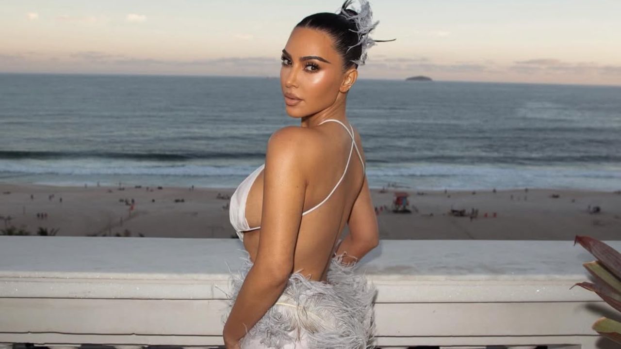 Kim Kardashian tha se mjeku i saj është i shqetësuar se aneurizma në trurin e saj mund të shpërthejë