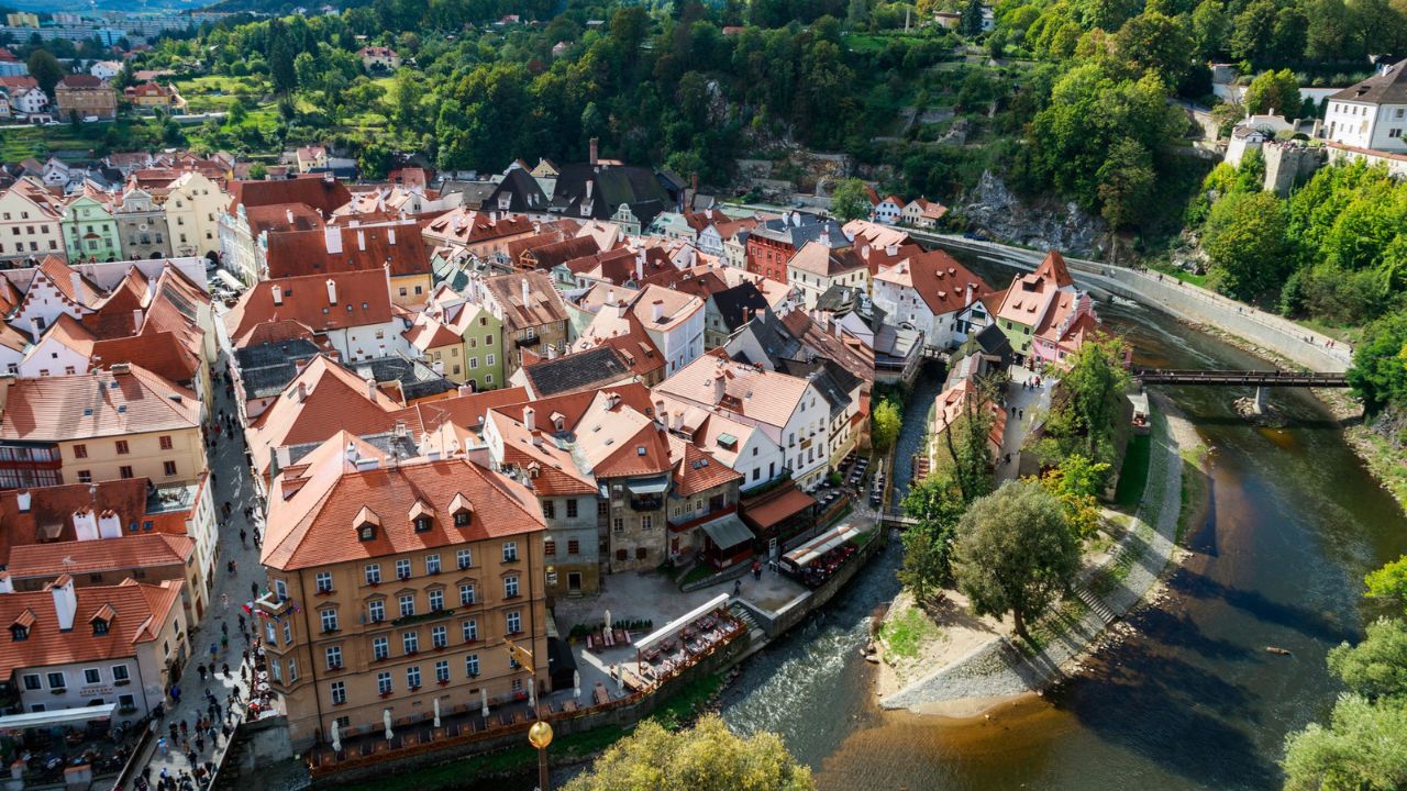 Qyteti çek që shpiku dollarin