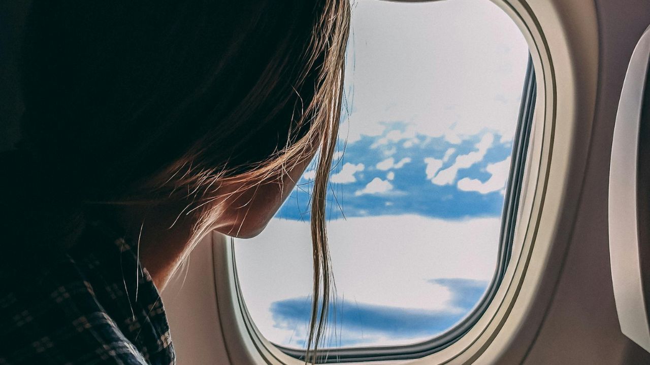 Çfarë i bëjnë fluturimet e gjata trupit tonë?