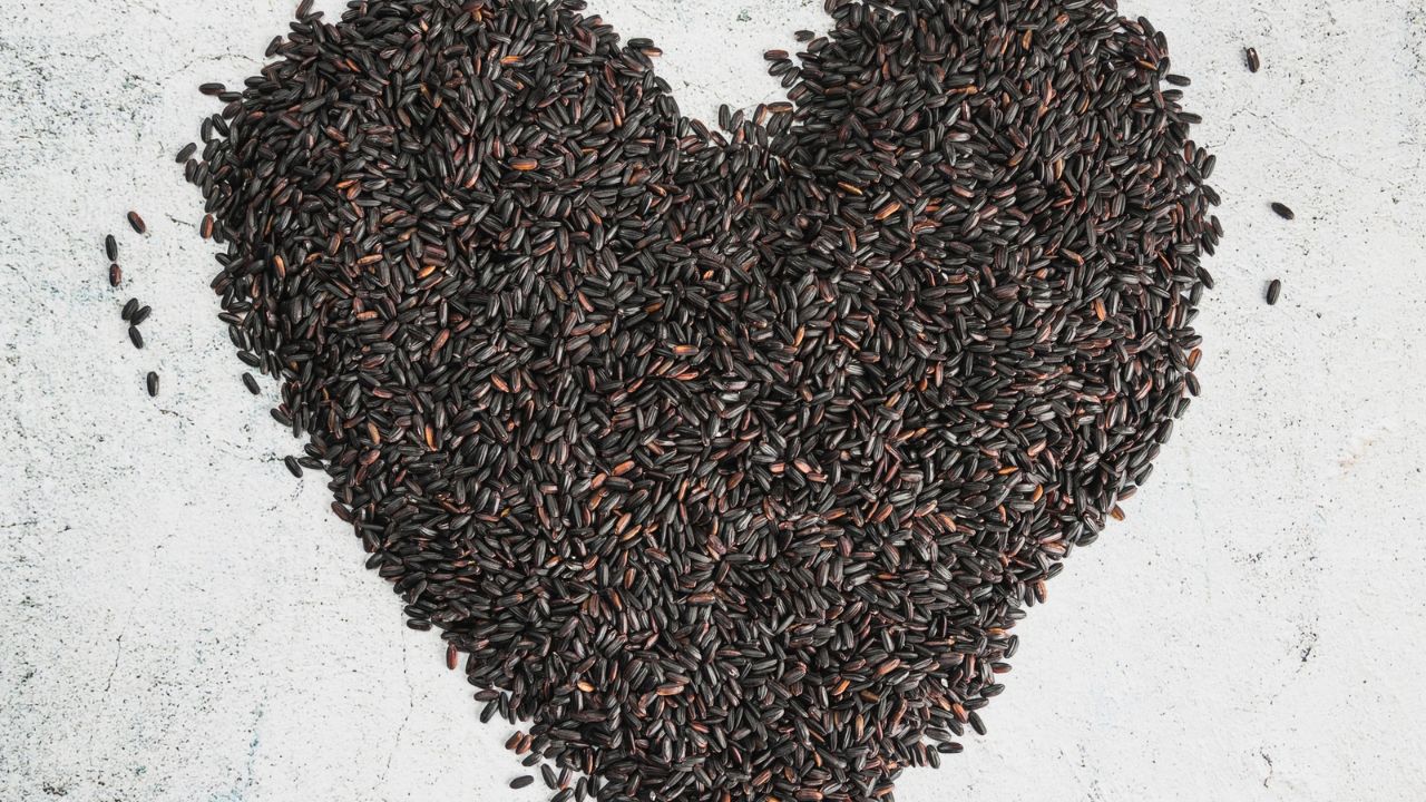 Shkenca shpjegon pse farat chia janë një superushqim