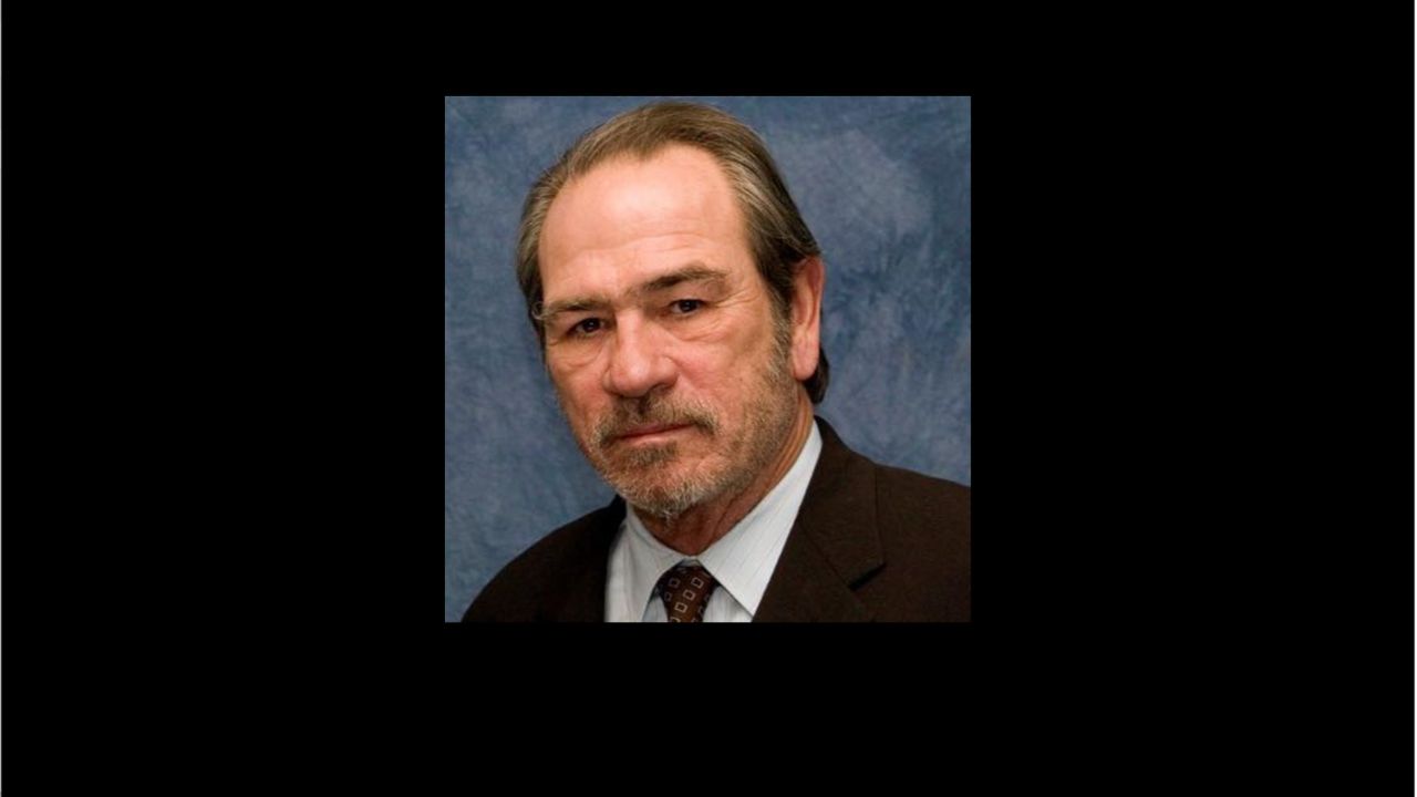 Familja e Tommy Lee Jones thyen heshtjen për vdekjen e vajzës së tij