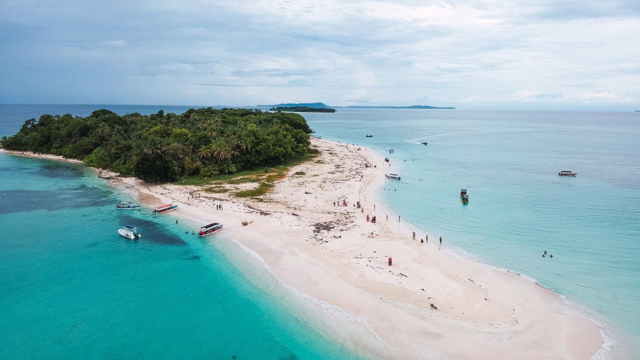 10 nga plazhet më të jashtëzakonshme në botë