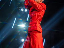 Me zemër plot dhe emocione pa fund, përulemi para mbështetjes suaj të pandalshme.🙏Sonte, ju bët