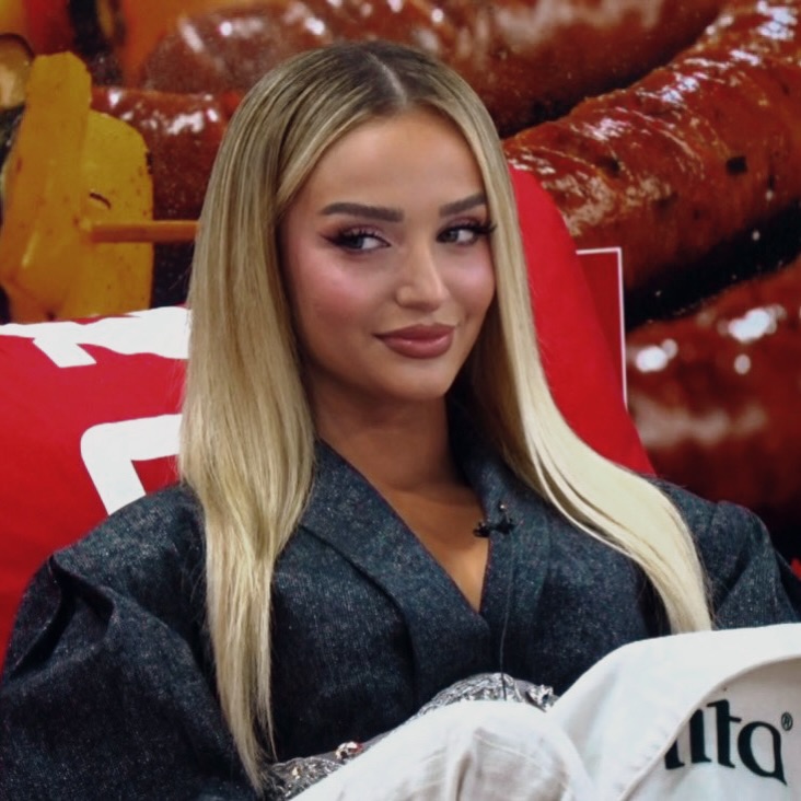 Mes lotësh dhe presionit familjar, Selin sfidon gjithçka dhe vendos të vazhdojë garën