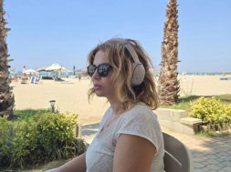 Dhurata me e bukur e kesaj vere ishin JBL TOUR ONE M3, kufjet fantastike me te gjitha funksionet