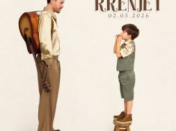 Ndoshta duhen shumë fjalë për të përshkruar e ndarë me ju ndjesinë që kam për këtë album! Por, p