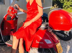 Kam ardhur me Vespa për episodin e radhës… Nesër #PostFerma me shokët e mi të 81 ditëve, për gji