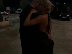 🖤 (1)